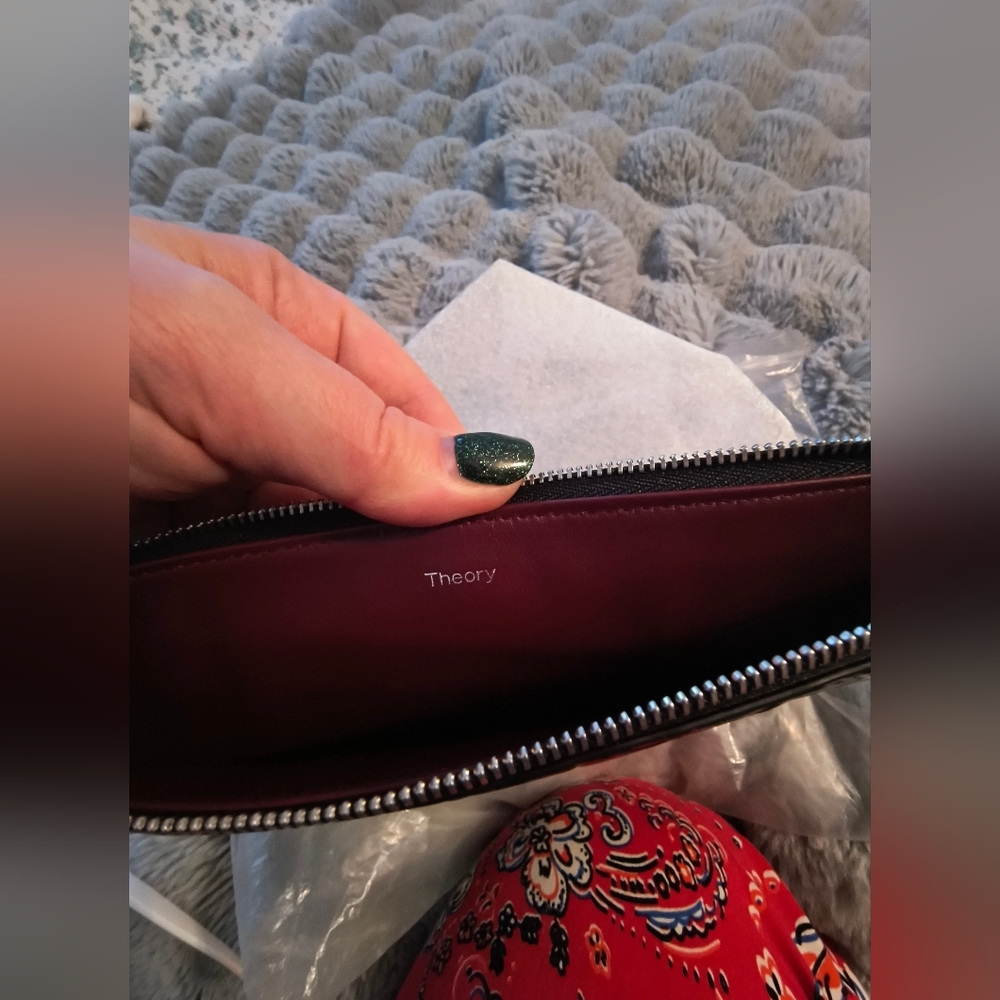 Theory Patent genuine leather Large Flat Pouch Clutch bag Black NWT - Picture 5 of 16
